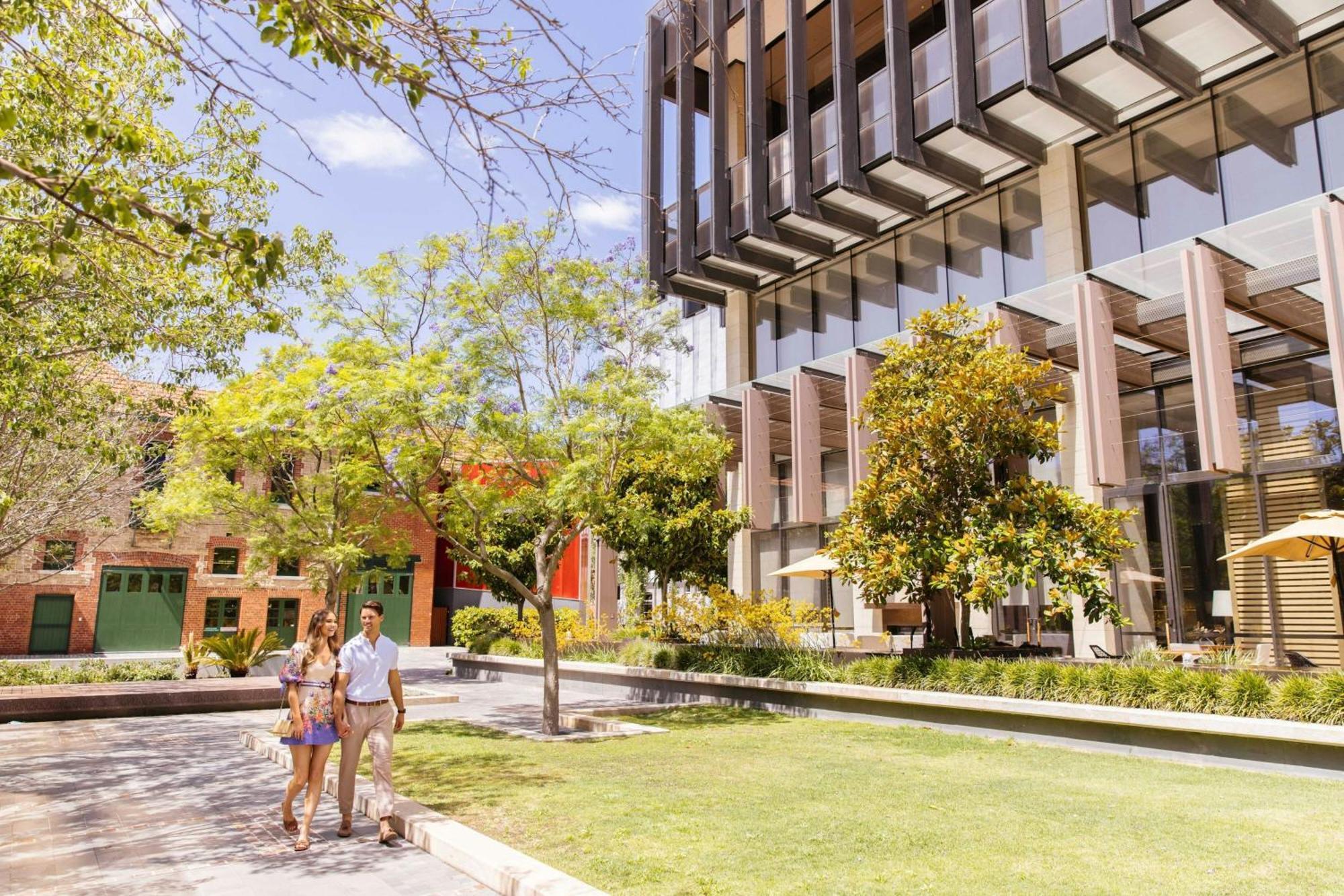 The Westin Perth Hotel Екстериор снимка The new building of the University of South Australia's City Campus
