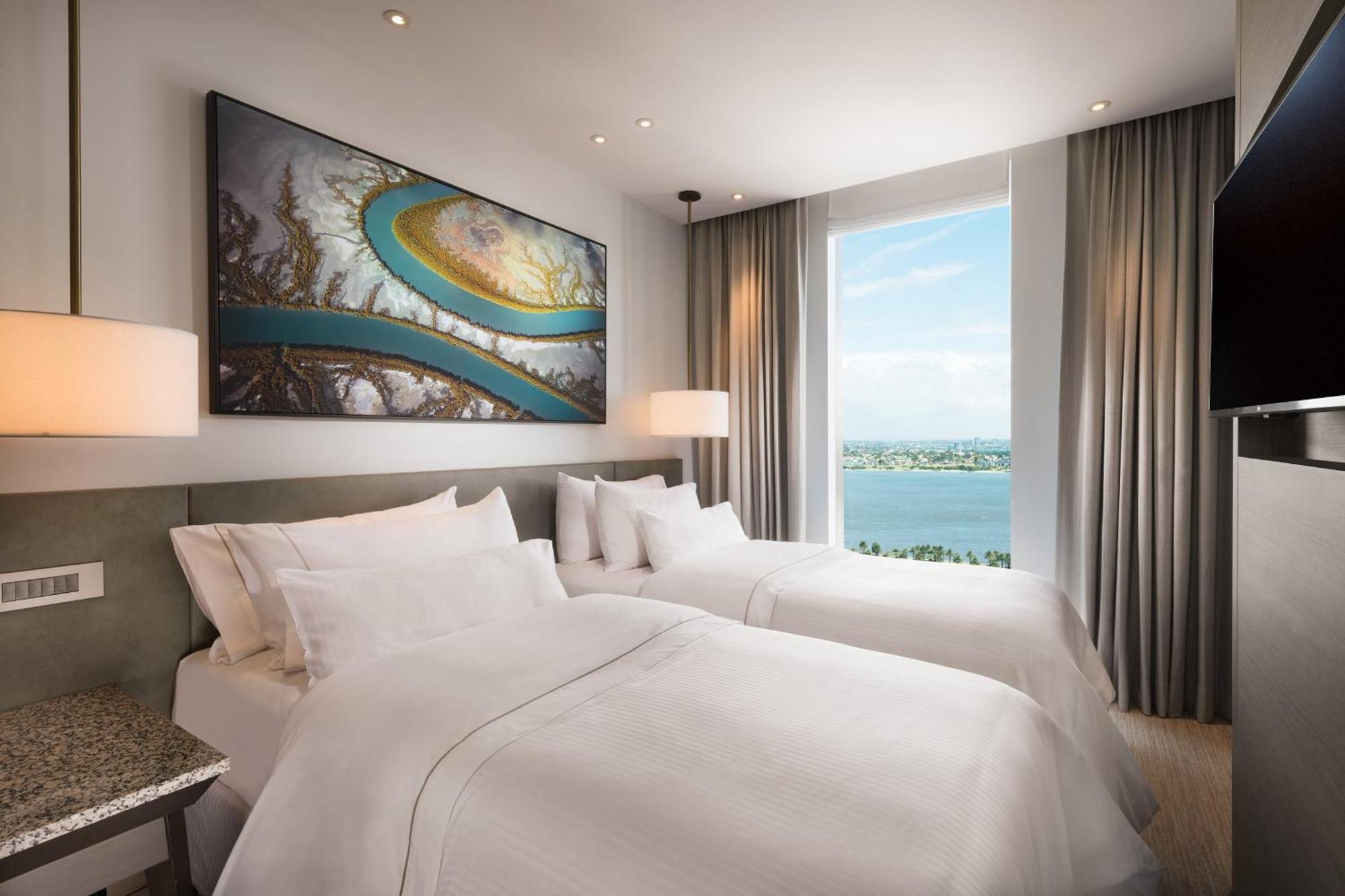 The Westin Perth Hotel Екстериор снимка Deluxe Room